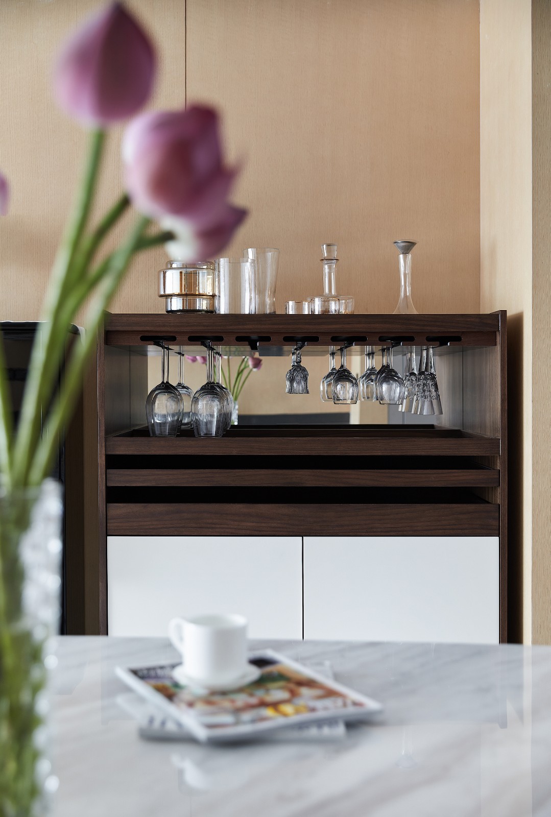 现代简约风格家装设计室内装修效果图-餐边柜 现代简约风格家装设计室内装修效果图-餐边柜